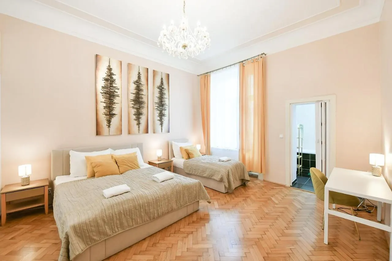 Stunning Charles Bridge Apartment Prague