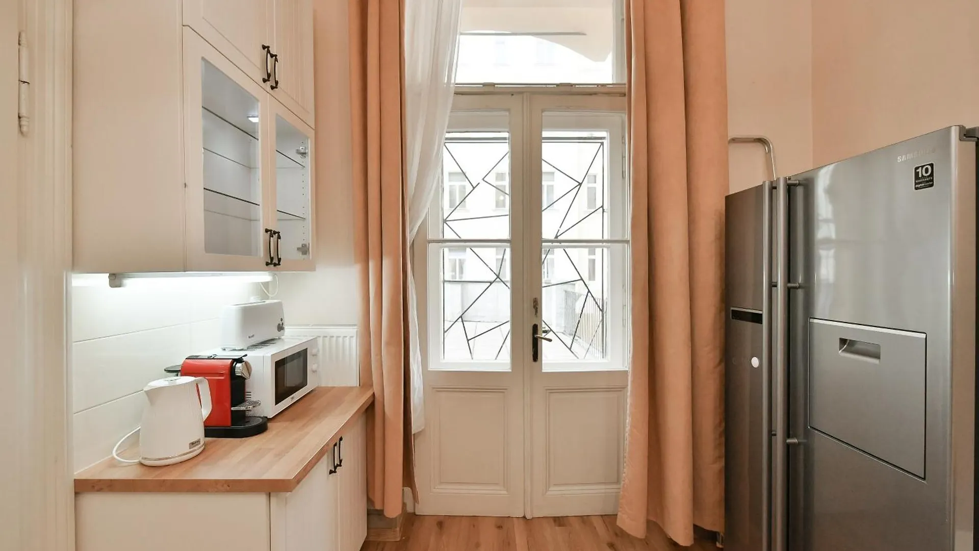 Stunning Charles Bridge Apartment Prague