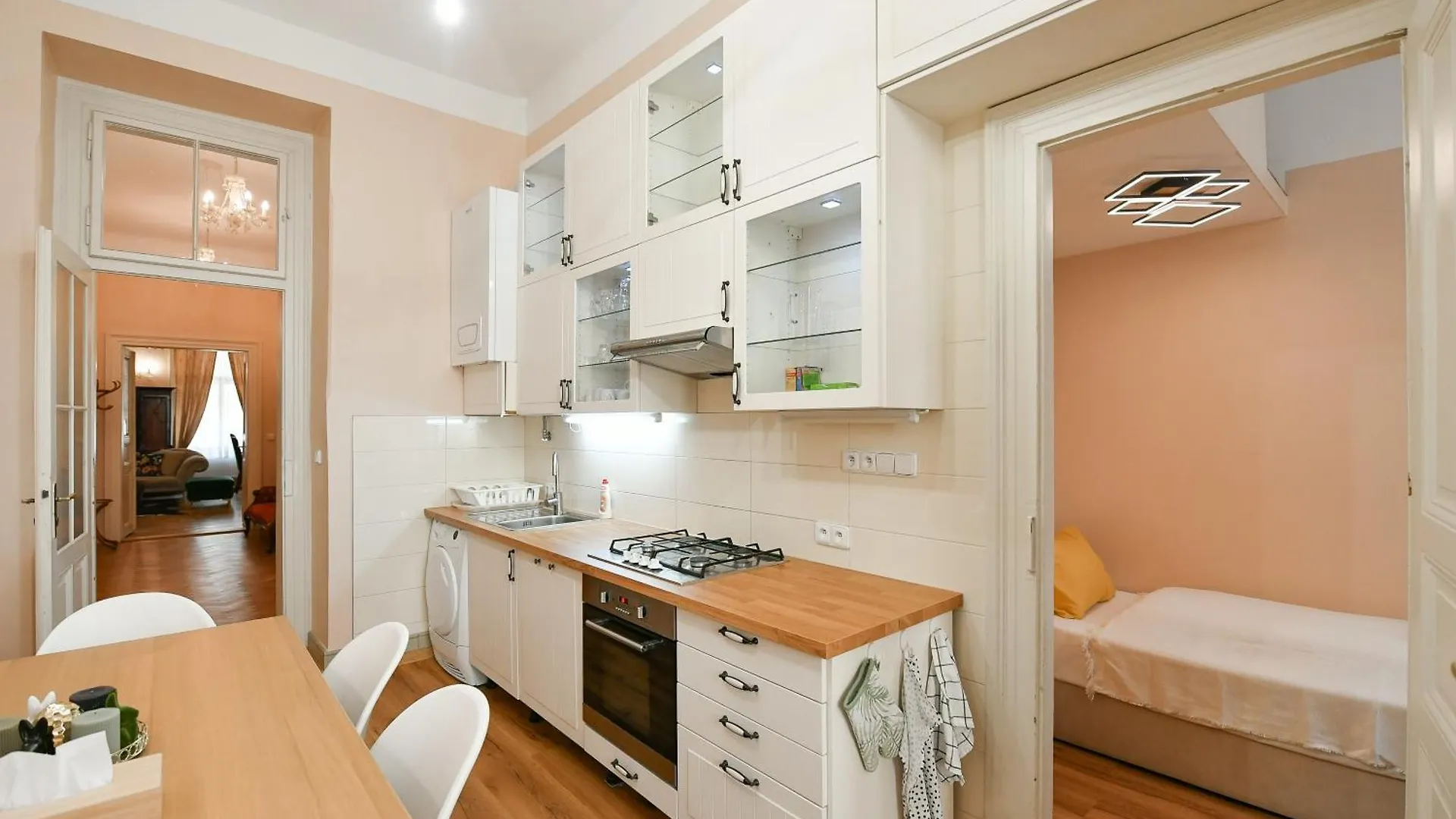 Stunning Charles Bridge Apartment Prague