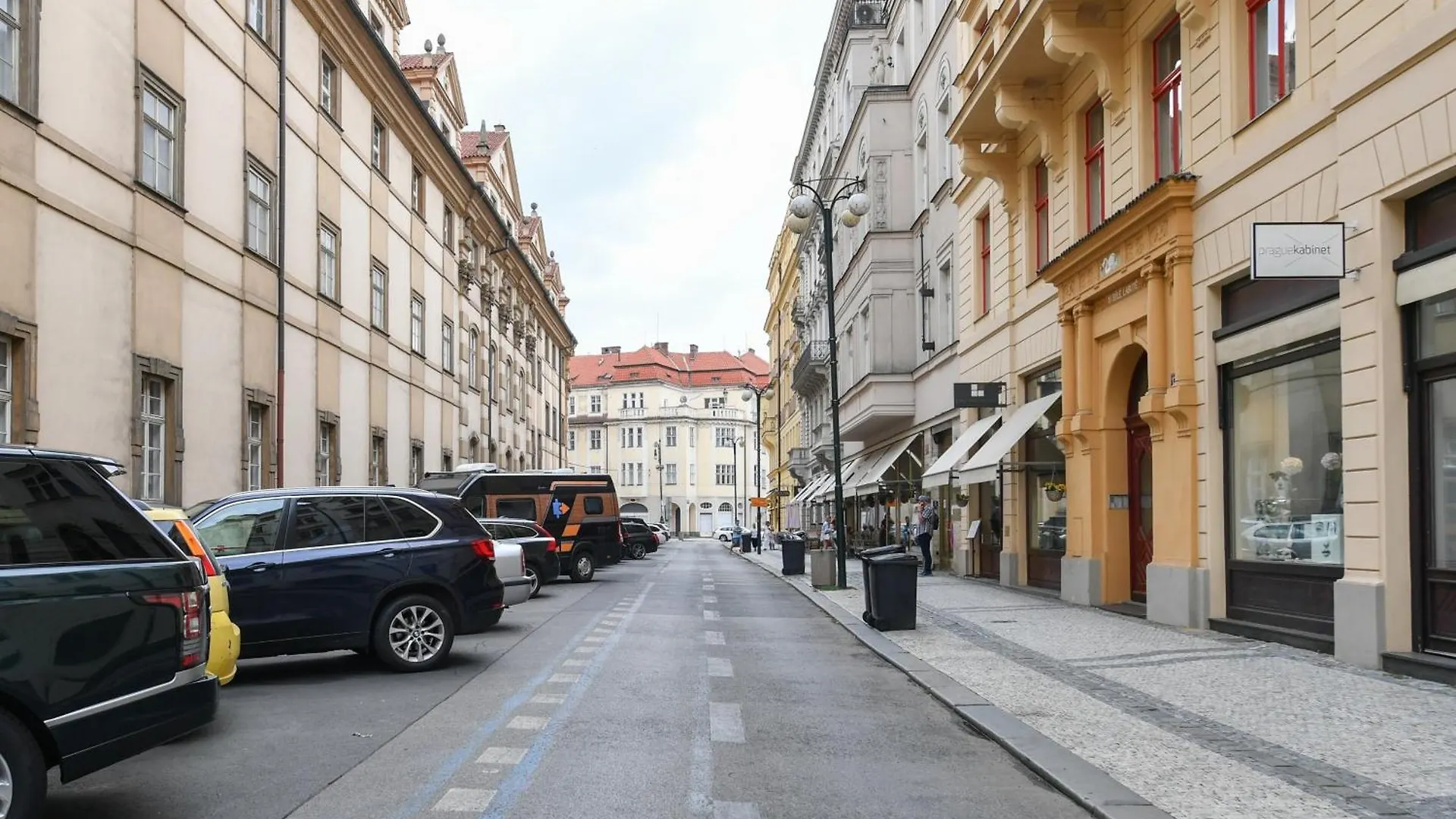 Stunning Charles Bridge Apartment Praha